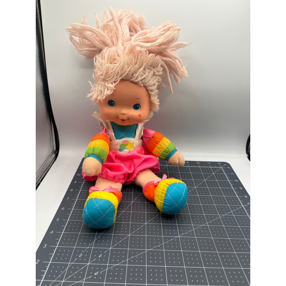 Vintage 1983 Rainbow Brite Doll Mattel Hallmark Pink Yarn Hair 15‎ Inch Toy